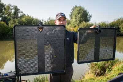 Self-Supporting Side Trays